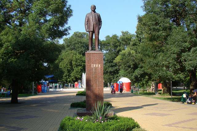 Памятник В.И. Ленину в Белореченске